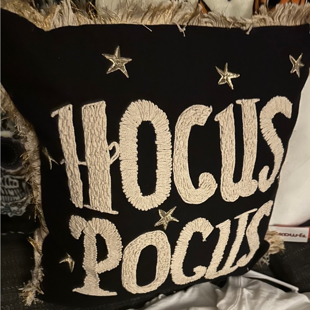 hocus pocus pillow